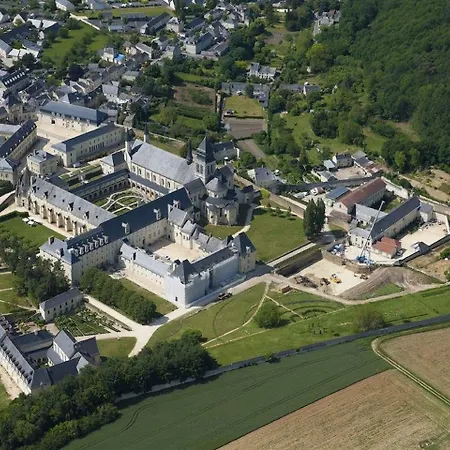 L'ermitage Hotel 4*